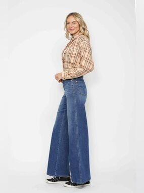 NWT Judy Blue Retrograde High Rise Tummy Control Wide Leg Jeans Size 3/26